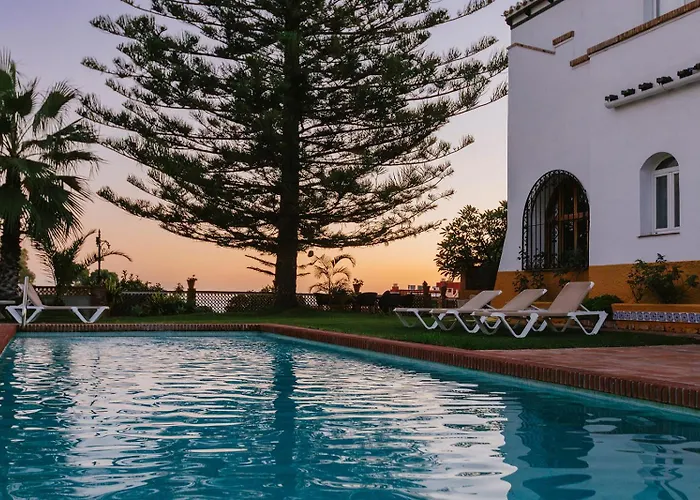 Hacienda Clavero Five Deluxe * Malaga